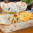 Batata cremosa de forno com bacon picadinho e muita muçarela derretida, para você gratinar e se deliciar