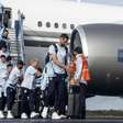 Voo do Uruguai atrasa por erro da Fifa a um dia de estreia na Copa; entenda