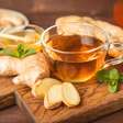 Aprenda 3 receitas de chá caseiro para melhorar a indigestão