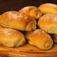 Pão de fubá com erva doce econômico e muito cheiroso, que será um sucesso na sua festa junina