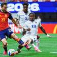 Vozinha fecha o gol, e Espanha fica no empate com Cabo Verde na Copa do Mundo