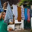 Eu deixava minhas roupas no varal por dias até descobrir o que isso pode causar