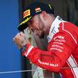 F1: Sainz comenta reação de Hamilton e destaca influência do carro no desempenho