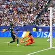 Uruguai pressiona no final, mas só empata contra Arábia Saudita na estreia da Copa do Mundo em Miami