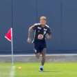 Neymar treina no campo com a Seleção pela primeira vez nos Estados Unidos