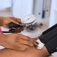 Dicas para Controlar a Pressão Alta na Maturidade