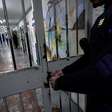 França amplia tempo de detenção de estrangeiros sem documentos considerados perigosos