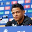 Douglas Santos projeta mudança de postura contra o Haiti e fala sobre Neymar