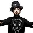 Boy George diz preferir compor com auxílio de IA: "Tenho conversas fantásticas"