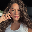 Maisa repete calça marrom em Nova York e prova que a peça é curinga para levar na mala. Veja looks