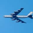 O que se sabe sobre queda de bombardeiro da Força Aérea dos EUA que deixou 8 mortos na Califórnia