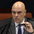 Moraes mostra linha do tempo e diz que Eduardo levou 'desinformação' aos EUA para beneficiar Bolsonaro