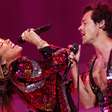 Shania Twain está abrindo shows de Harry Styles. Tudo começou com uma ligação para a mãe de Harry