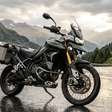 A adventure de 900 cc e 108 cv que quer vender viagem longa sem deixar a eletrônica parecer enfeite de painel caro