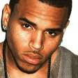 Chris Brown: falha grave de jurado causa anulação de julgamento contra cantor