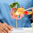 Pancreatite aguda x crônica: entenda por que não são a mesma doença e o que muda no tratamento