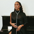 No dia 30/6, cantora Luedji inaugura programação de shows do Teatro Sesc Ginástico