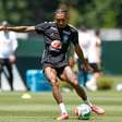 Com respaldo de Ancelotti, Raphinha tenta desencantar em Copas diante do Haiti