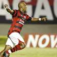 Brasão, ex-atacante do Atlético-GO, é morto aos 39 anos