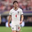 Declan Rice vira preocupação na Inglaterra