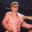 O inesperado presente que Eminem entregou a Elton John, segundo John Waters