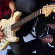 Maior varejista online do mundo processa Fender em meio a guerra pela Stratocaster