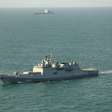 Casal britânico navegava quando uma fragata russa decidiu que eles estavam muito perto: os tiros ecoaram por toda a Europa