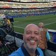 Jornalista da Globo passa mal ao vivo e é levado ao hospital durante da Copa do Mundo