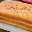 Pão de ló profissional que fica grandão e muito fofinho, com a massa perfeita para você rechear e decorar