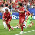 Cristiano Ronaldo marca dois, bate recordes e lidera goleada de Portugal sobre o Uzbequistão