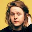Lewis Capaldi confirma planos para novo álbum