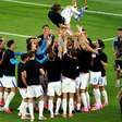 Jogadores da Croácia homenageiam Modric após vitória sobre o Panamá