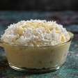 Nem açúcar, nem carboidrato: estou viciada nesse docinho de coco simples de fazer e pronto em 2 minutinhos no micro-ondas