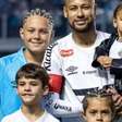 Muito além da taça: a psicologia explica como o seu comportamento na vitória ou derrota no jogo do Brasil dita a educação emocional do seu filho