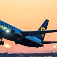 Ryanair revoga taxa extra para pais que viajam com filhos