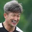 Aos 59 anos, Kazu Miura renova contrato e jogará a 42ª temporada como profissional