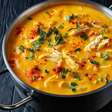 Caldos proteicos para um jantar saudável e reconfortante no inverno