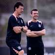 Últimas do Corinthians: retorno de Diniz, chance de dupla e encontro de torcedores
