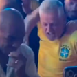Mike Tyson se incomoda com a torcida do Brasil e Escócia após jogo, em Miami; veja o vídeo