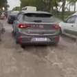 Chuva forte causa alagamentos em avenidas do Recife nesta sexta (26)