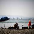 Paris proíbe provisoriamente consumo de bebidas alcóolicas devido a calor