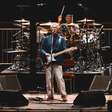 Eric Clapton revela os três guitarristas de blues que moldaram seu som nos anos 1960
