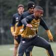 Sabino vai ao gramado e evolui em intertemporada do São Paulo