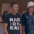 Brad Pitt e Edward Norton acompanham Estados Unidos x Turquia