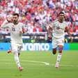 Espanha vence, garante o 1º lugar e elimina o Uruguai em crise