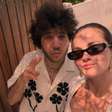Benny Blanco revela conselho da mãe antes de namorar Selena Gomez: 'Você deveria se casar'