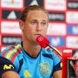 Llorente enaltece elenco da Espanha em meio a craques apagados