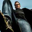 Após ter a aprovação negada, Elon Musk lança o novo filme de Armie Hammer online