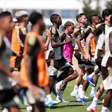 Flamengo treina em Portugal; Ortiz fica fora