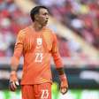 Empresário rebate críticas a Muslera após queda do Uruguai: "Mundo cheio de máscaras"